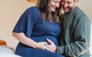 "العلاقة الحميمية للحامل :ما المسموح و ما الممنوع ؟ أسئلة وأجوبة..."