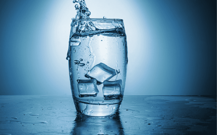 أضرار وفوائد شرب الماء بعد ممارسة الجنس