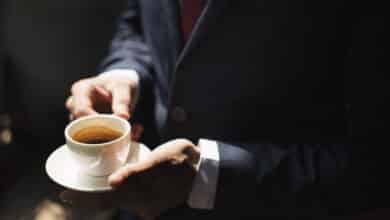 سر الشهوة الساحرة: كيف تستولي القهوة على قلب الرجل المتزوج